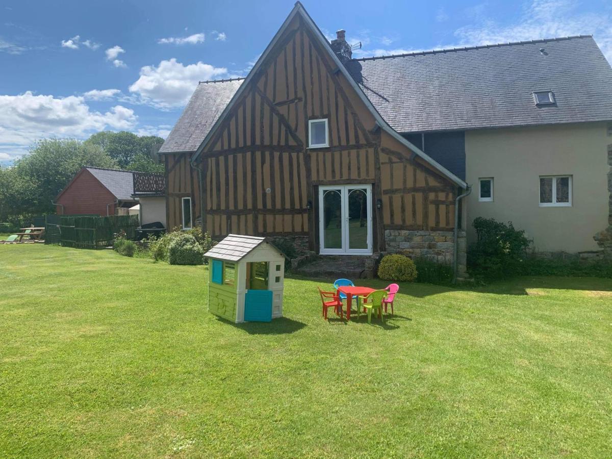 Maison la touchardiere Barenton Extérieur photo