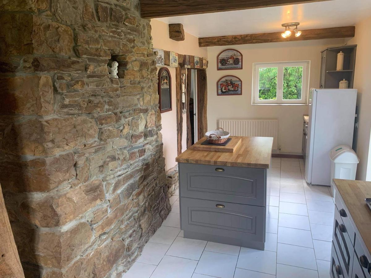 Maison la touchardiere Barenton Extérieur photo